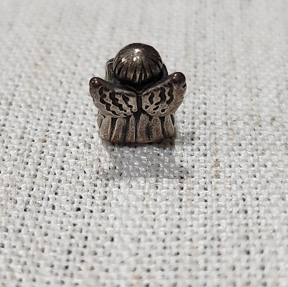 Two Pandora sterling silver charms - angel and rose hearts - Picture 7 of 10